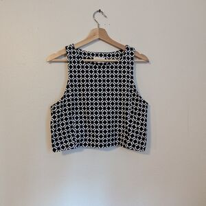 NWT Lou & Grey Navy and White Patterned Sports Crop Top
